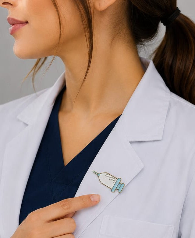Lapel pin of syringe brooch gift for medical and pharmacy professionals
