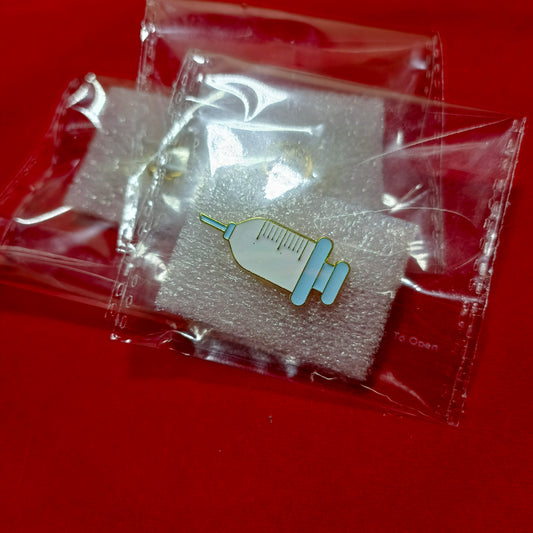 Lapel pins brooch of syringes