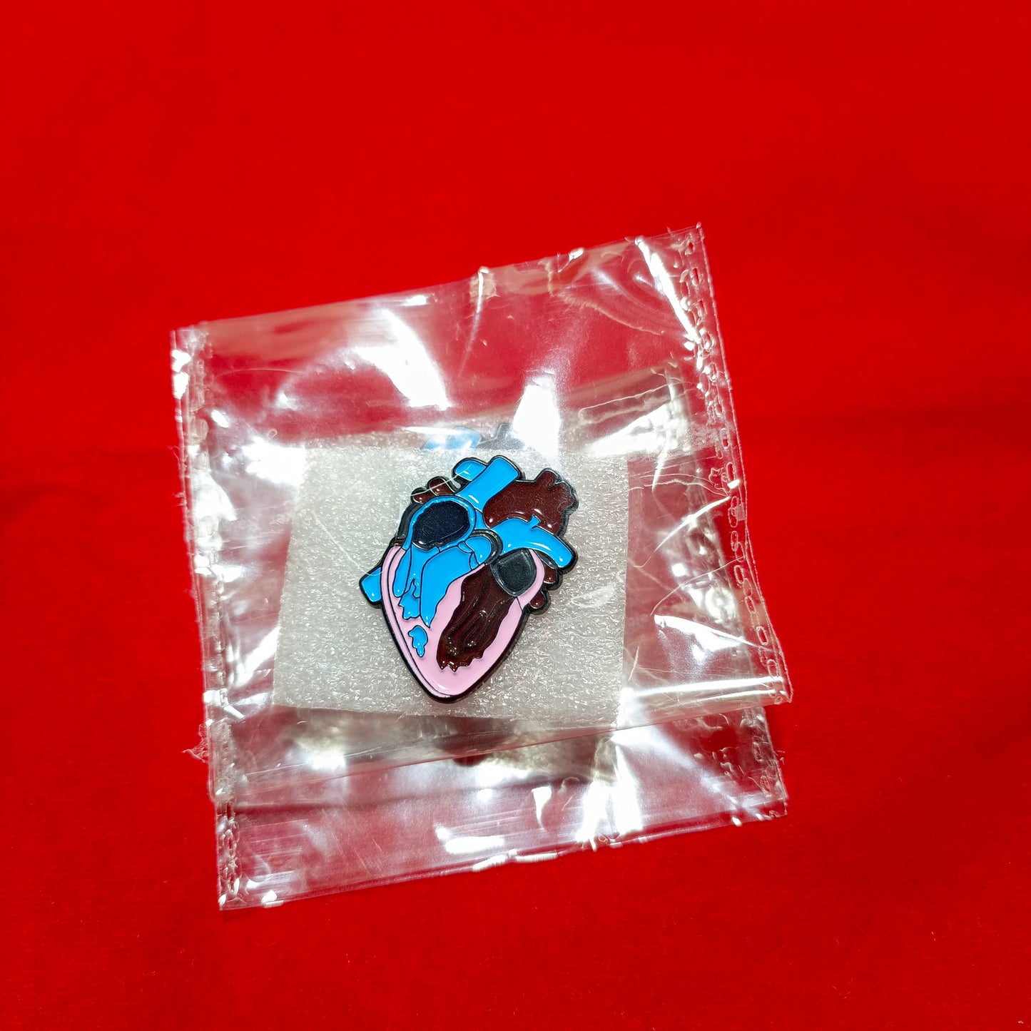 Lapel pins brooch of heart section view