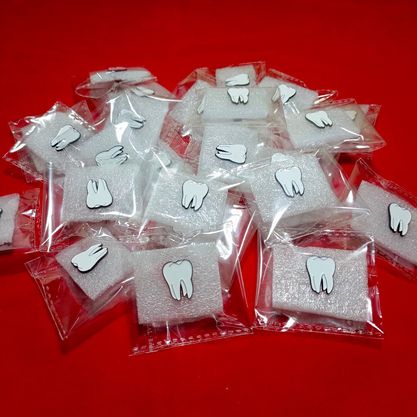 Lapel pins brooch of tooth