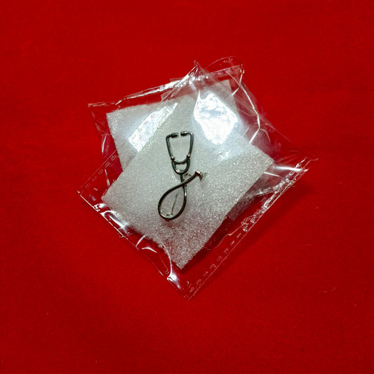 Lapel pins brooch of stethoscope silver wire