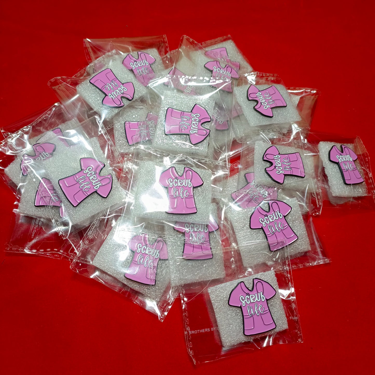Lapel pins brooch of pink scrubs